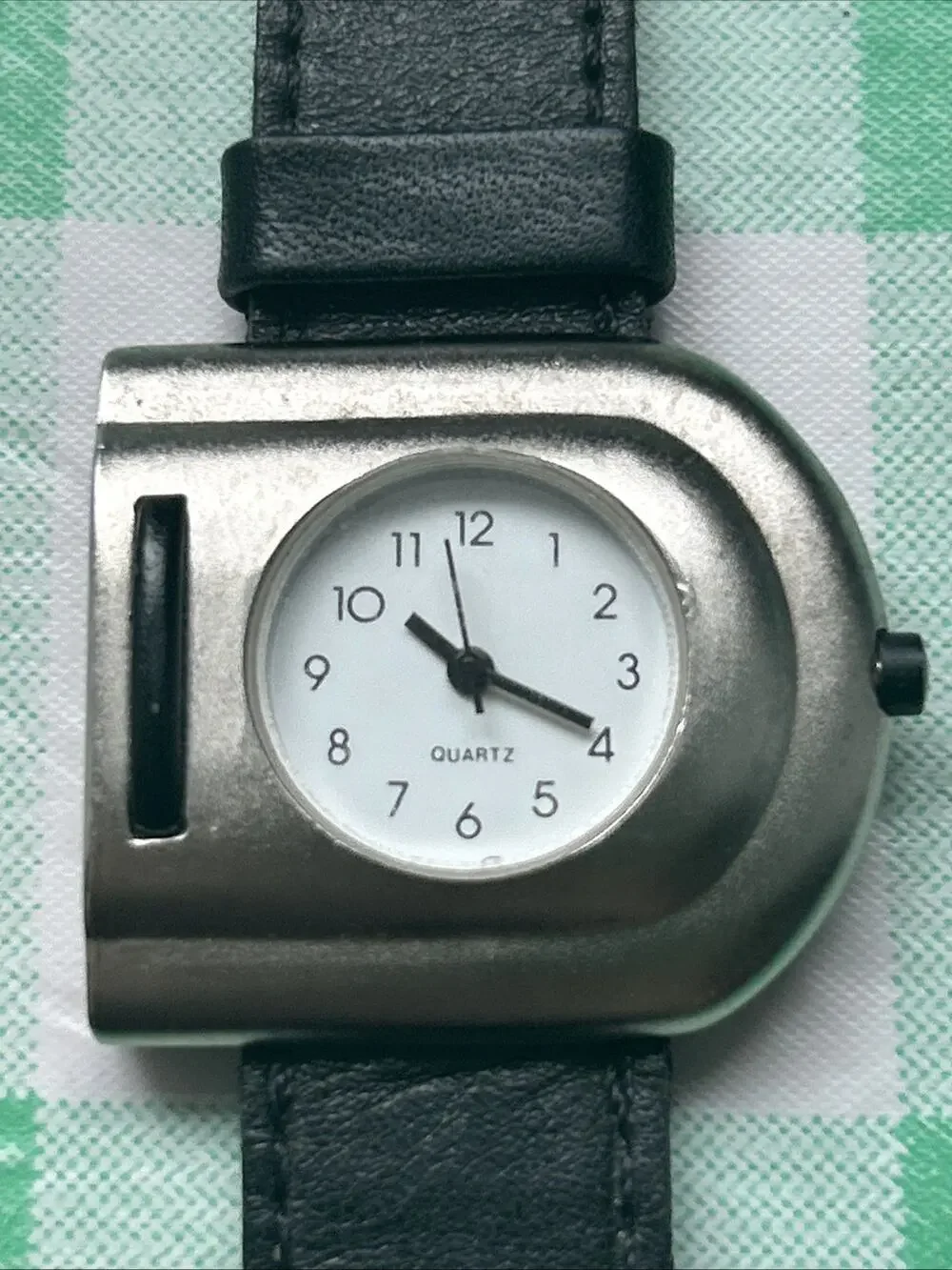 Unique Silver Tone Black Band Women’s Quartz Watch